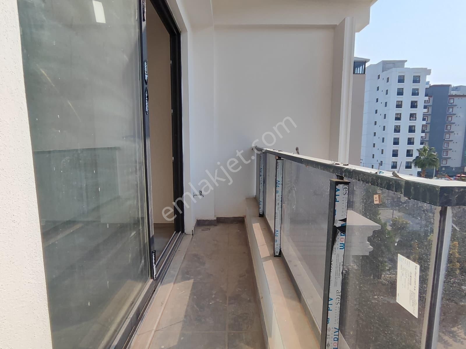 Thordan Ayaşın Kalbinde İskanlı Oturuma Hazır Sıfır 1+1 Daireler - Görsel 24