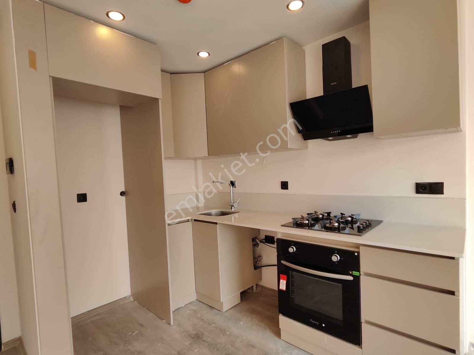 Thordan Ayaşın Kalbinde İskanlı Oturuma Hazır Sıfır 1+1 Daireler - Görsel 16