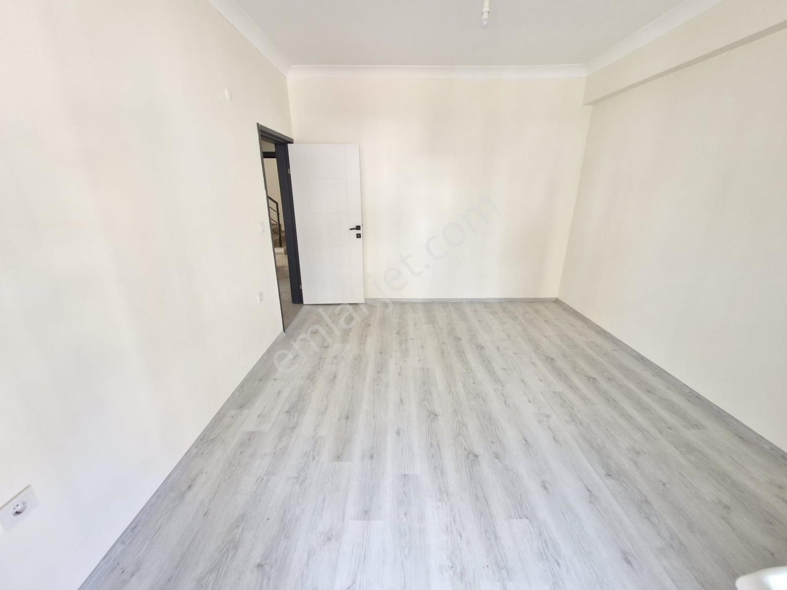 Huzur'dan Gömeç Kemalpaşa Mah. Satılık 1+1 Muhteşem Daire - Görsel 17