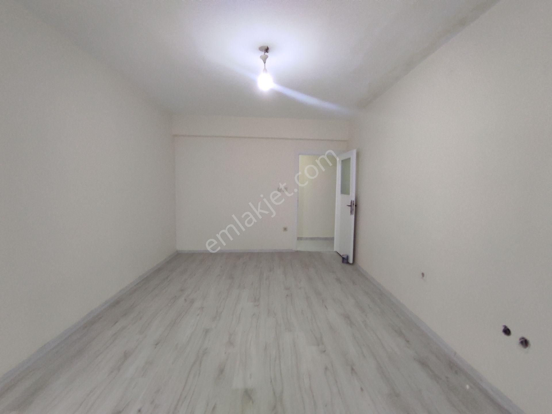 Bahçelievler Cumhuriyet Mah 110,m2-3+1-3,kat Daire - Görsel 5