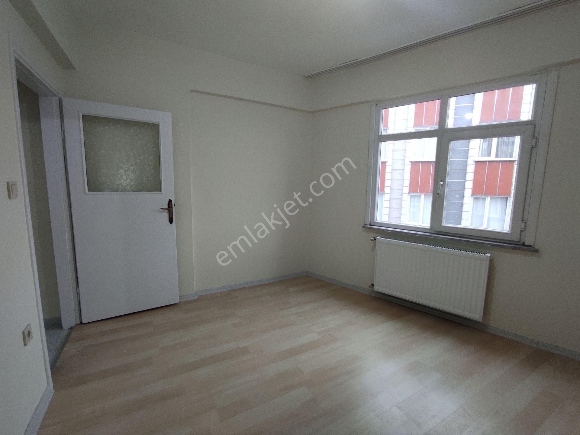 Bahçelievler Cumhuriyet Mah 110,m2-3+1-3,kat Daire - Görsel 24