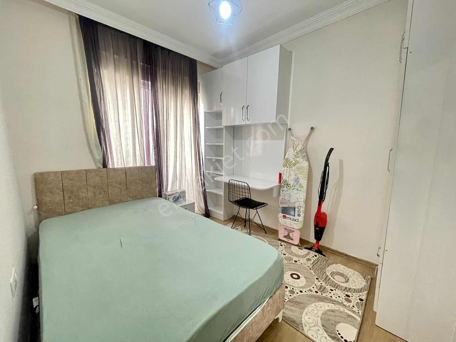 Ulusoy Caddesinde 2 Bloklu Site İçinde Arakat Eşyalı 1+1 Kiralık - Görsel 21