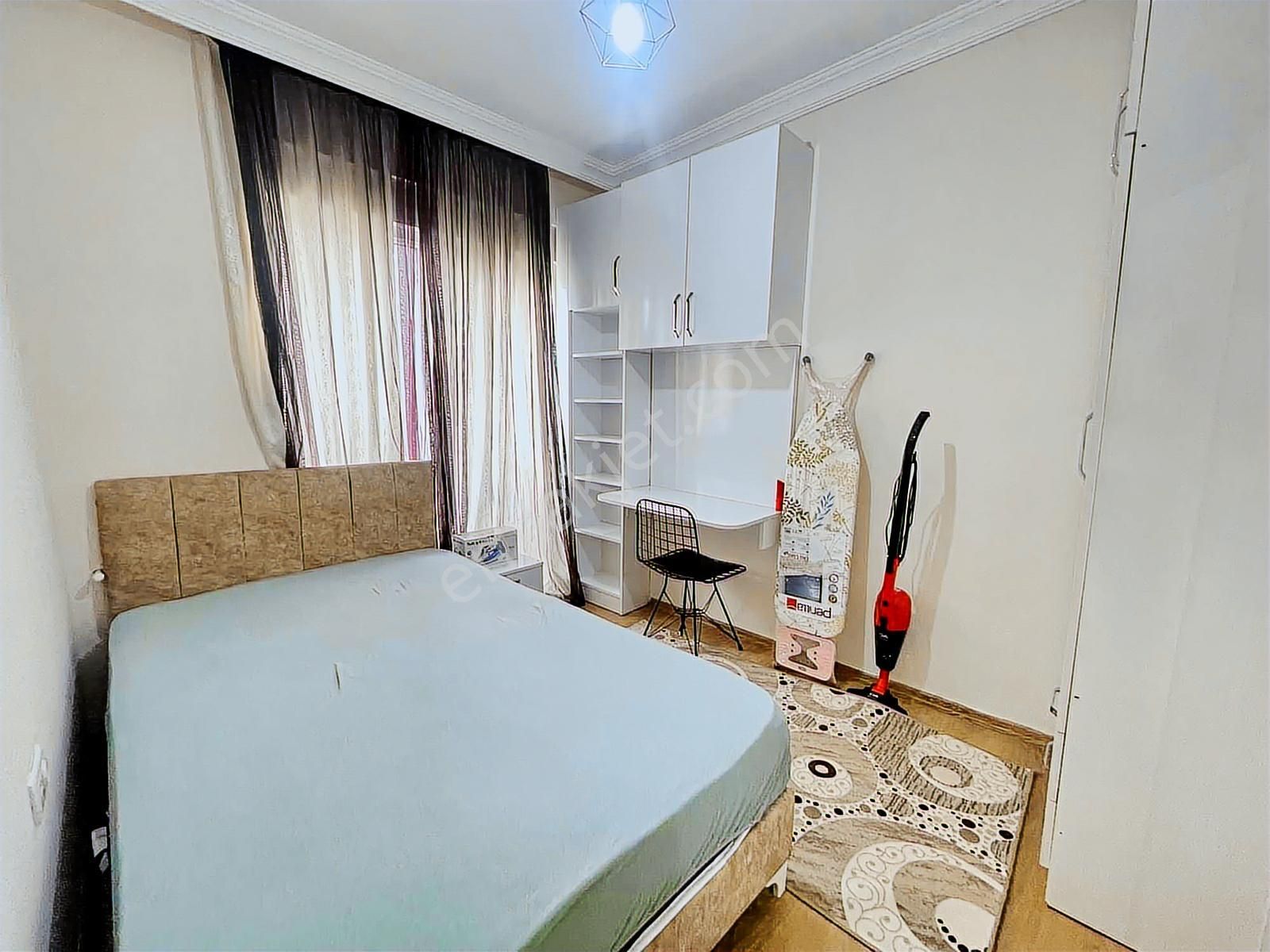 Ulusoy Caddesinde 2 Bloklu Site İçinde Arakat Eşyalı 1+1 Kiralık - Görsel 33