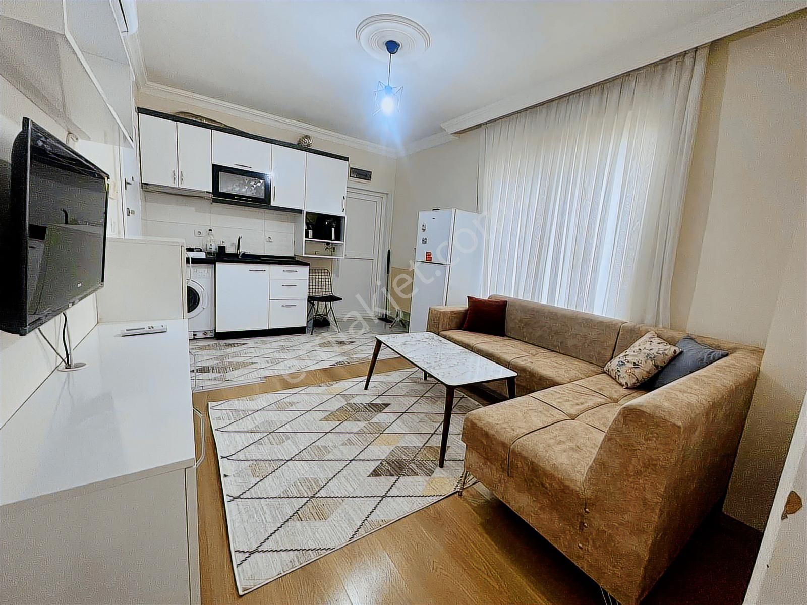 Ulusoy Caddesinde 2 Bloklu Site İçinde Arakat Eşyalı 1+1 Kiralık - Görsel 34