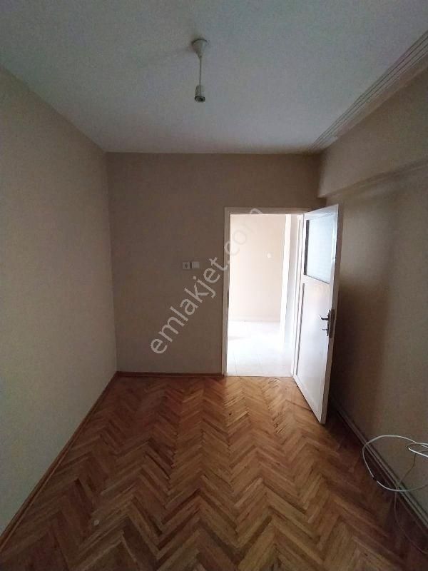 Mertcan Dan Yakacık Meydana Yürüme Arakat 3+1 Balkonlu Kiralık - Görsel 11