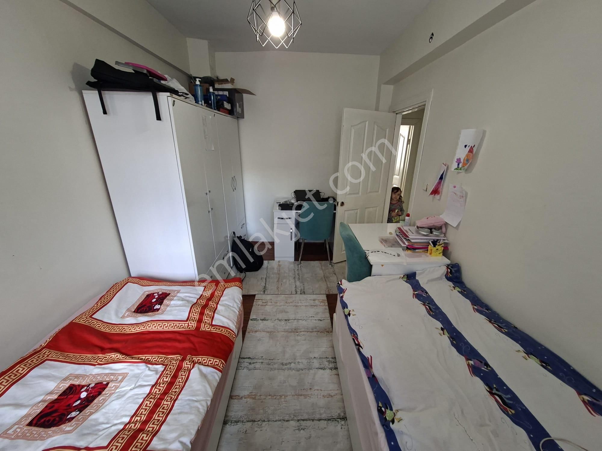 Recep Ümit Emlak'tan Sakarya - 2 Ve Turgut Reis Caddeleri Yakınında Kiralık 2+1 Daire - Görsel 15