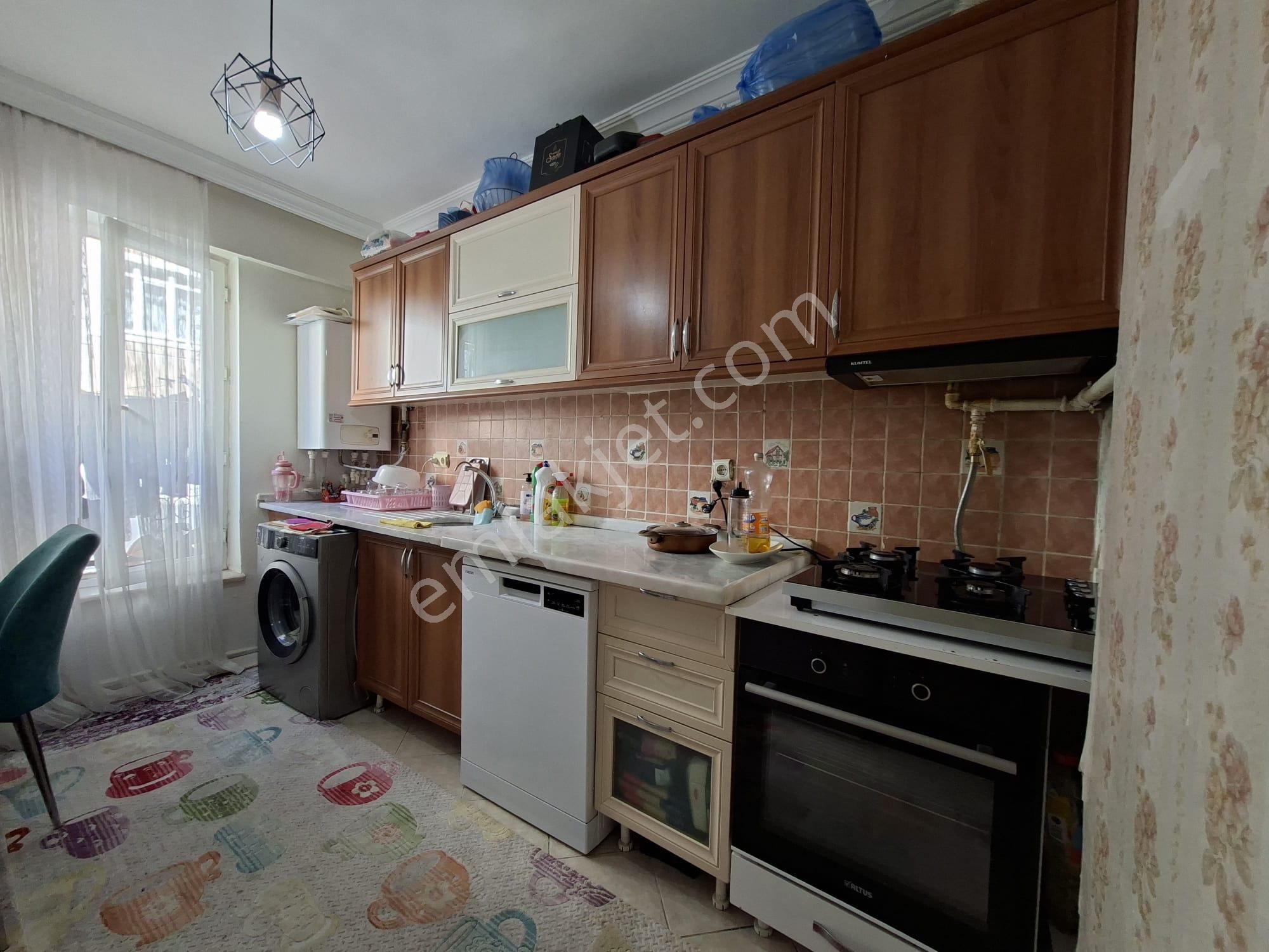 Recep Ümit Emlak'tan Sakarya - 2 Ve Turgut Reis Caddeleri Yakınında Kiralık 2+1 Daire - Görsel 11