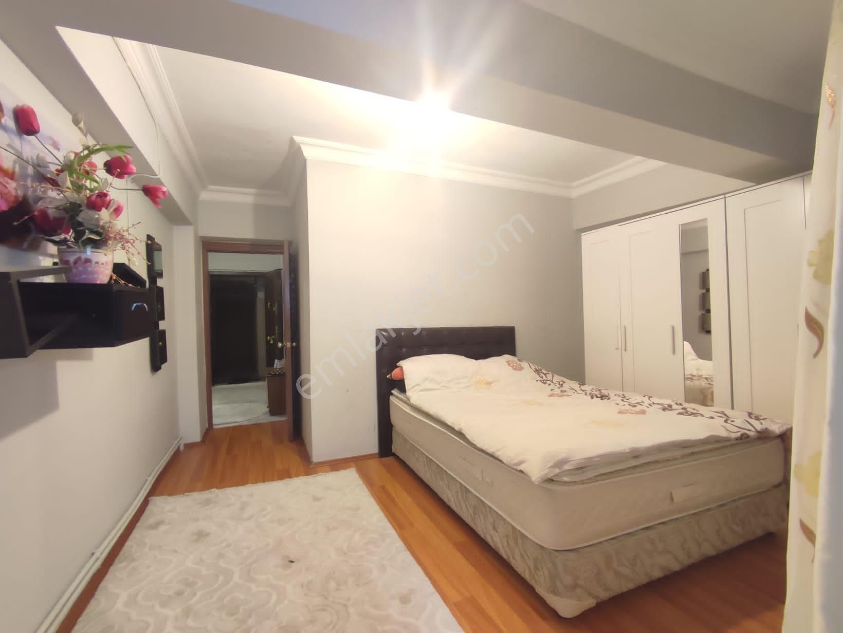 Yılmaz Gayrimenkulden Eşyalı Kiralık 3+1 Ön Cephe Masrafsız Hazır Kurulu Düzen - Görsel 4