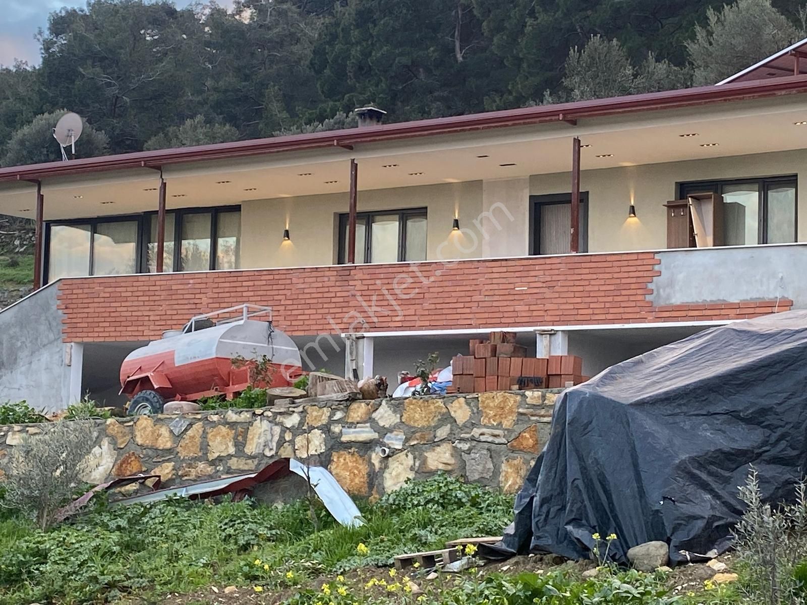 Yukarıkırıklar Köyünde Doğa İçinde Donanımlı Yaşam Alanı - Görsel 22