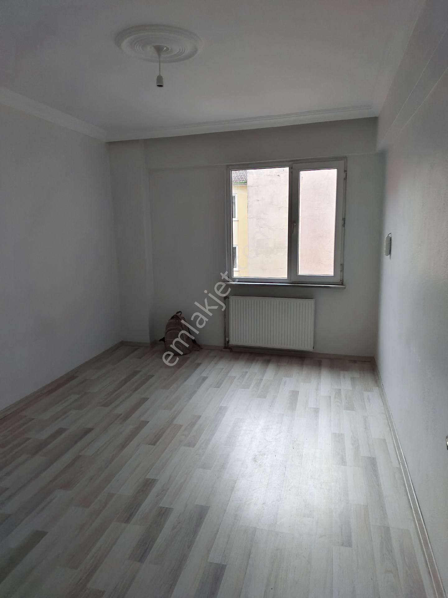 Çorlu Reşadiyedevkiralik 2t1 Arakat Daire - Görsel 2