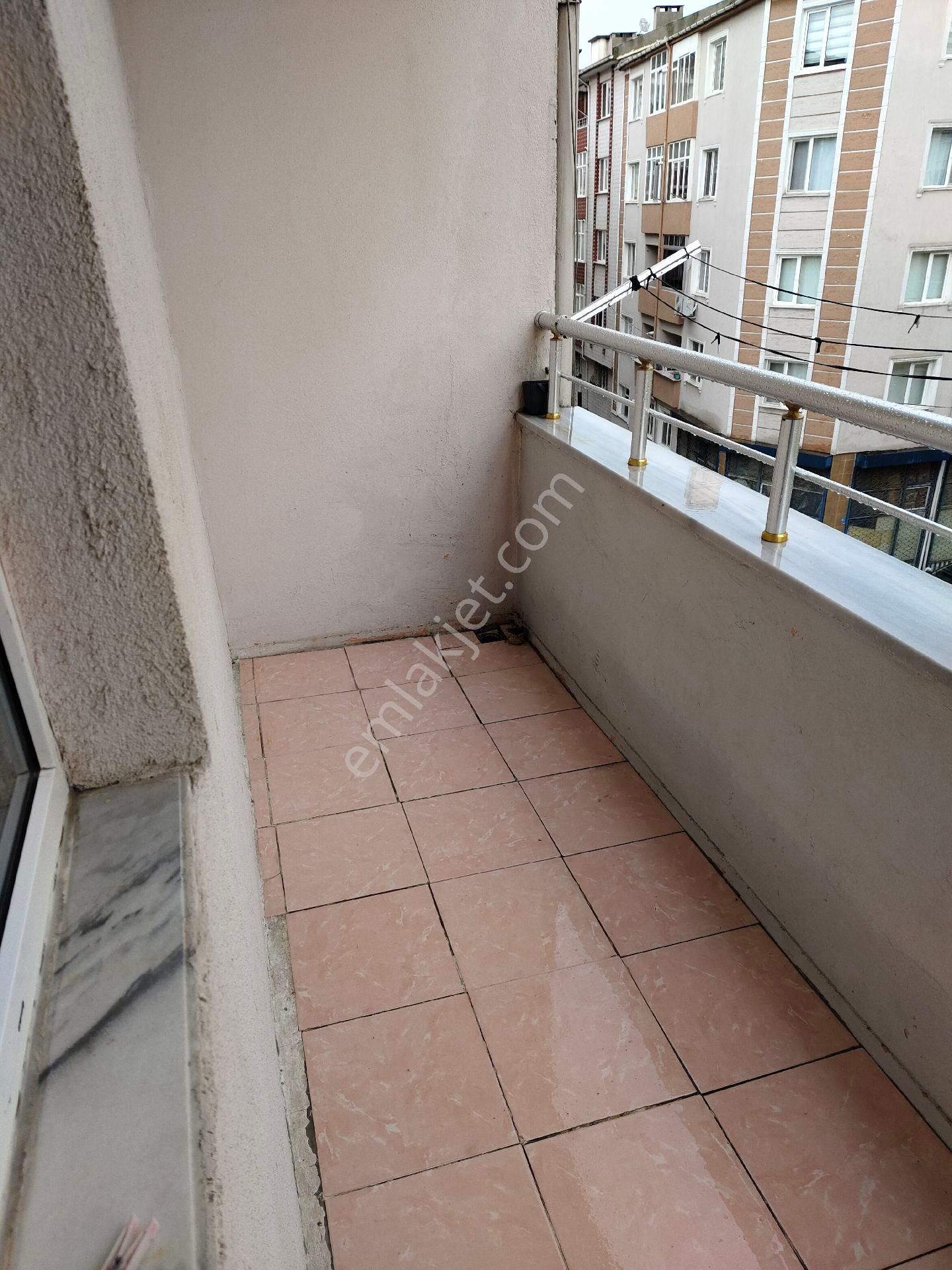 Çorlu Reşadiyedevkiralik 2t1 Arakat Daire - Görsel 6