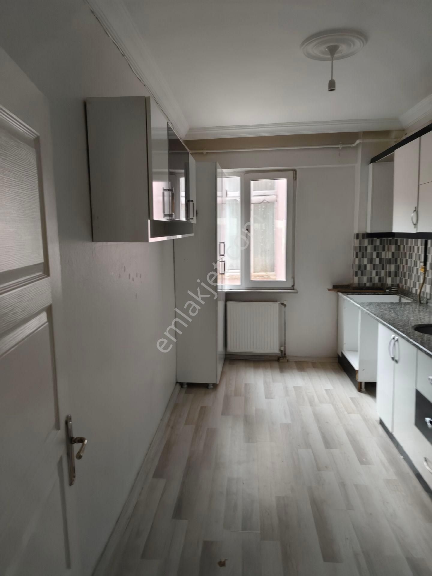 Çorlu Reşadiyedevkiralik 2t1 Arakat Daire - Görsel 12