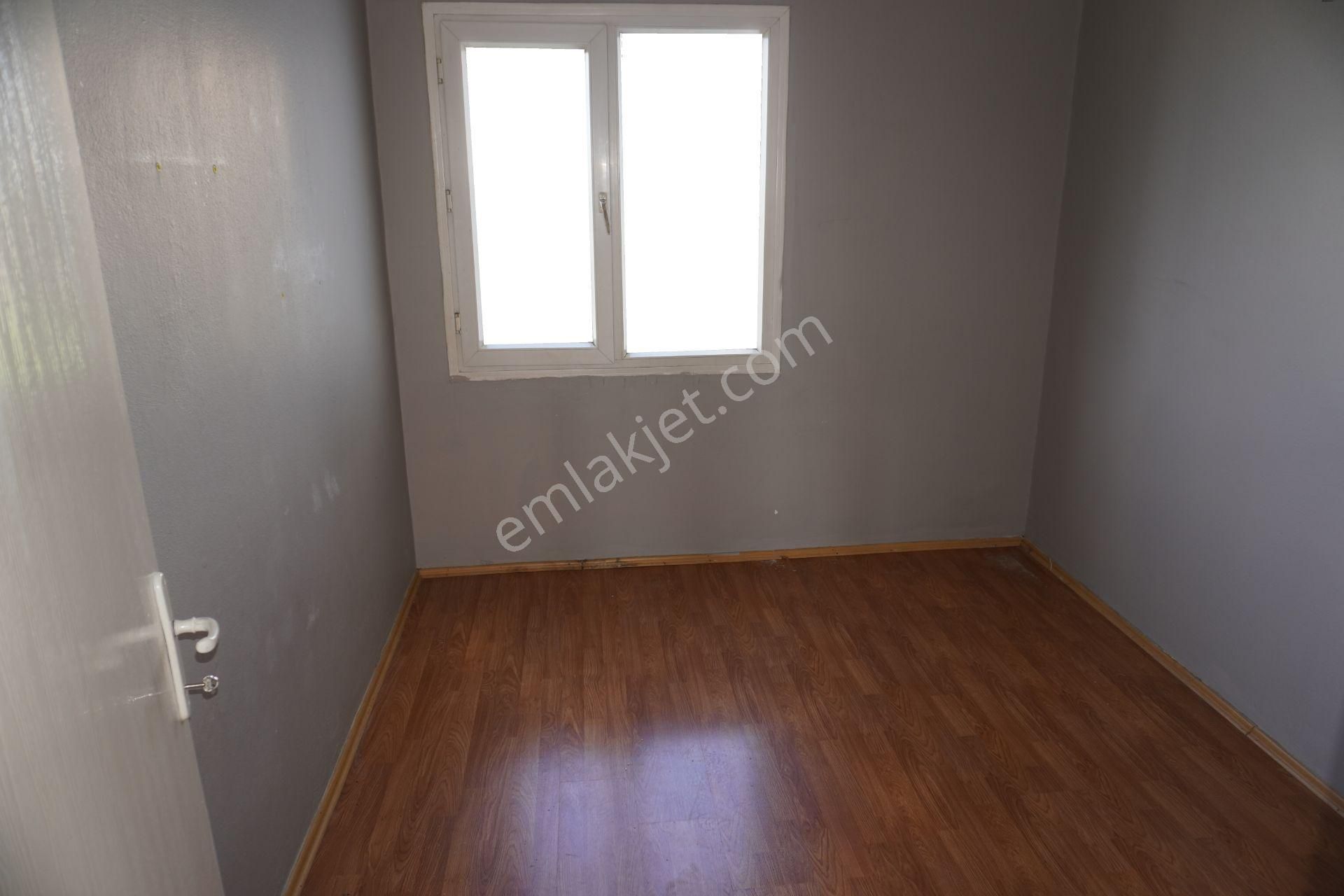 Evka 5 De Kiralık 2+1 Açık Mutfak Balkonlu Çiğli Serkan Emlakdan - Görsel 11