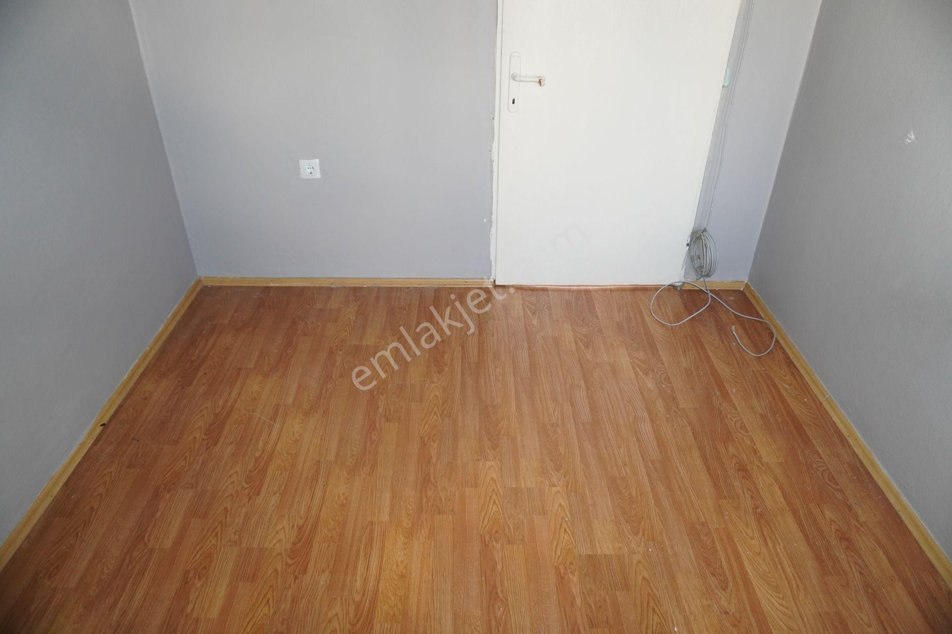 Evka 5 De Kiralık 2+1 Açık Mutfak Balkonlu Çiğli Serkan Emlakdan - Görsel 15