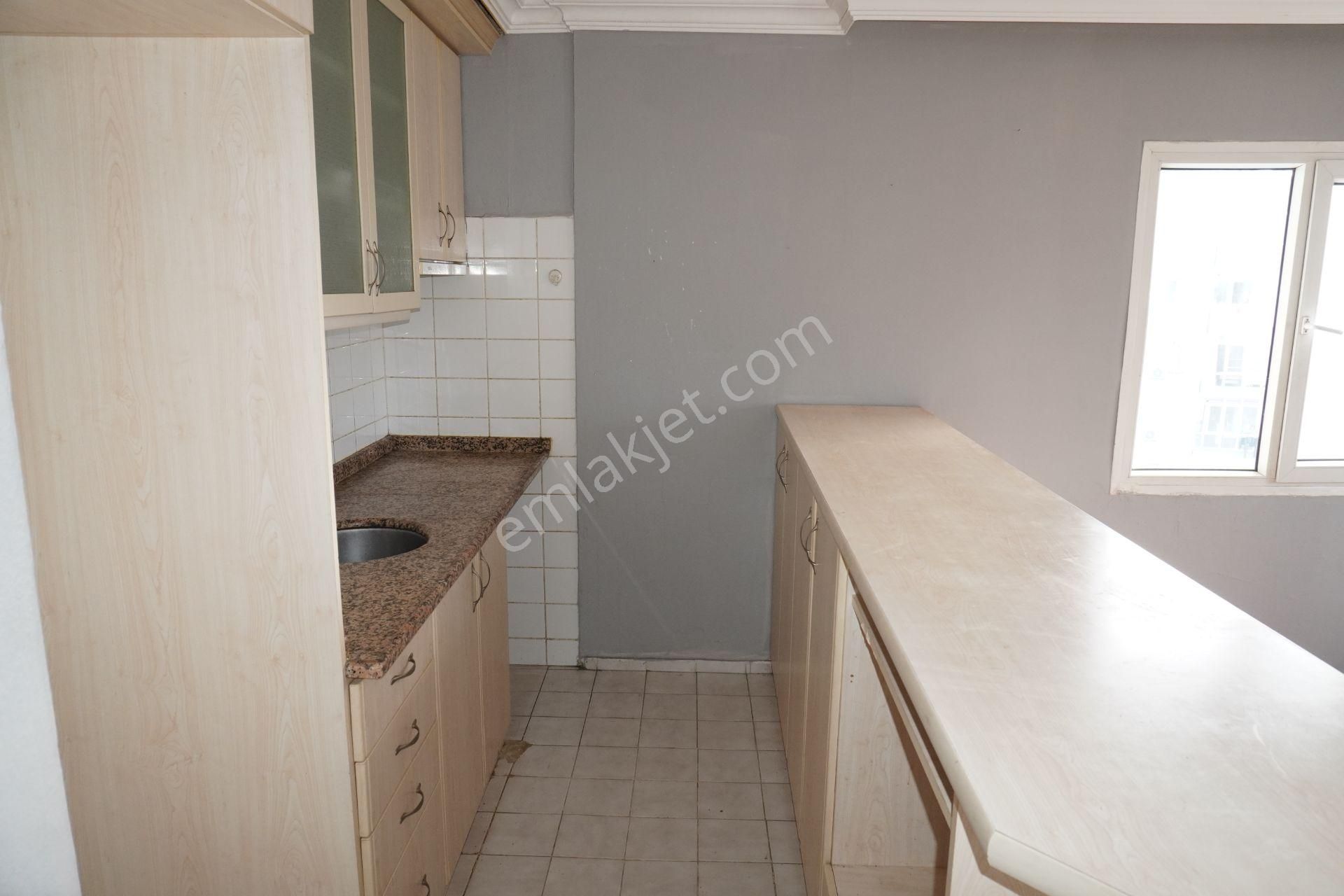 Evka 5 De Kiralık 2+1 Açık Mutfak Balkonlu Çiğli Serkan Emlakdan - Görsel 9