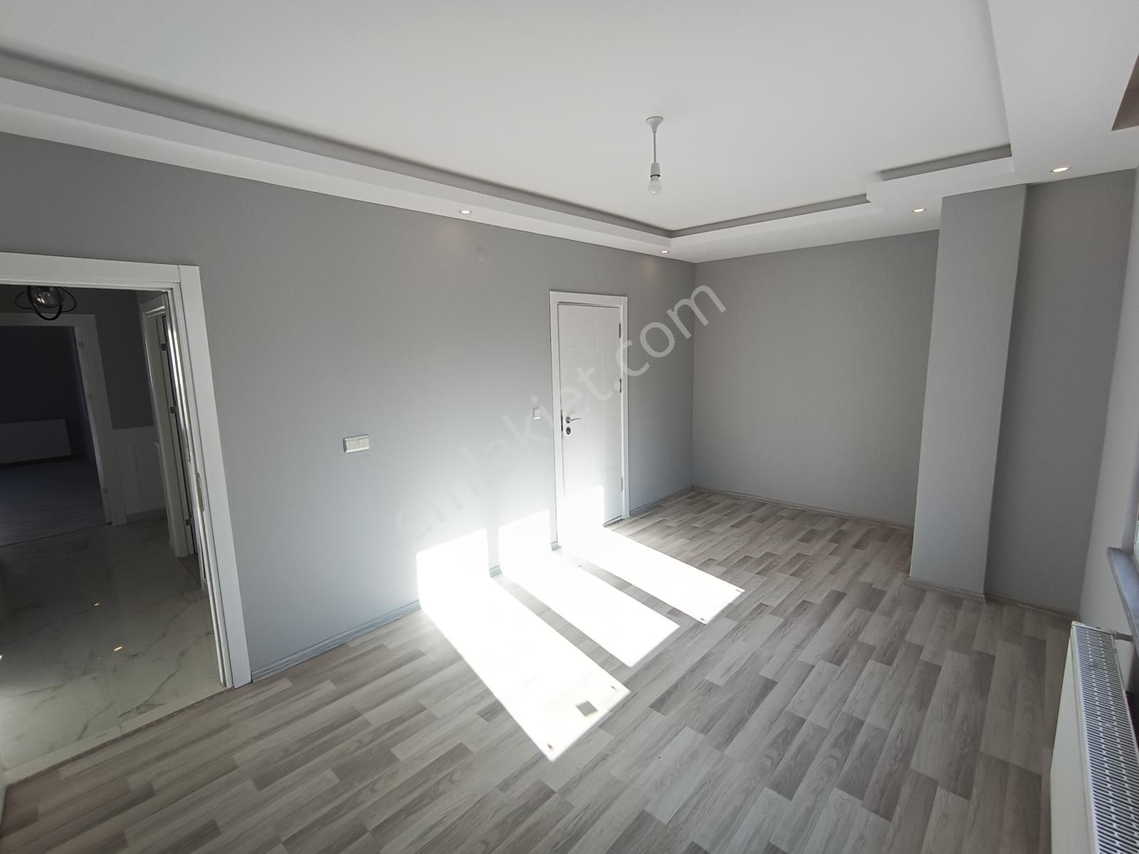 Altınova Mah. İskanlı Çarşı İçinde Satılık İskanlı Ara Kat 3+1 - Görsel 17