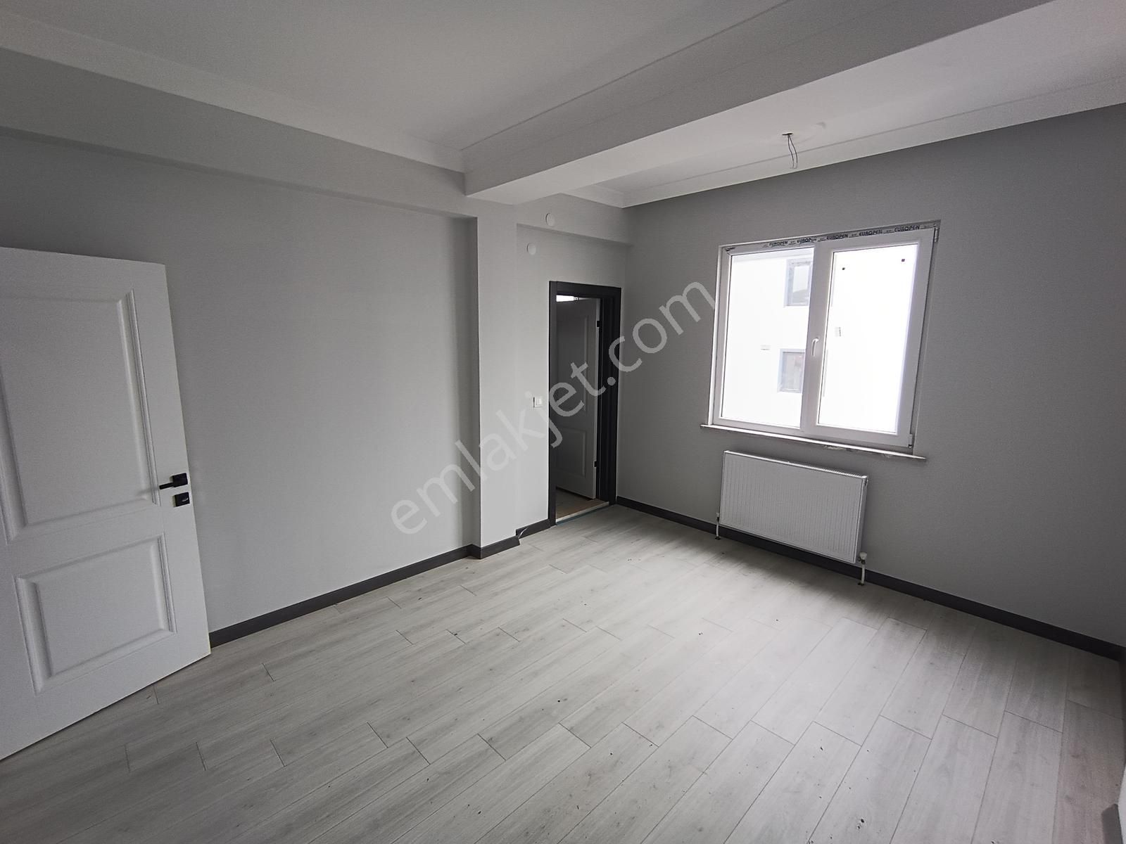 Ortacami Mah. Satılık İskanlı Ebeveyn Banyolu Ara Kat Geniş 2+1 - Görsel 17