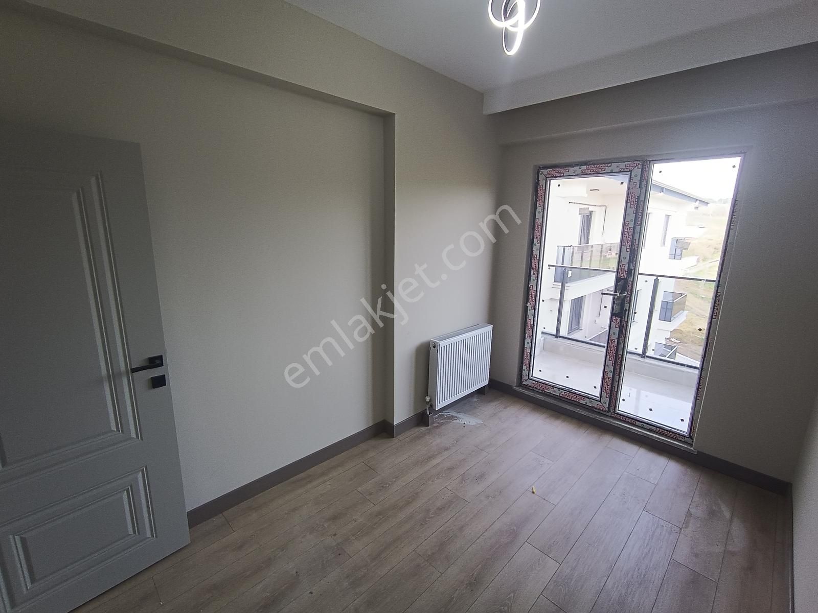 Ortacami Mah. Shell Benzinlik Alt Tarafında Satılık Sıfır 2+1 - Görsel 11