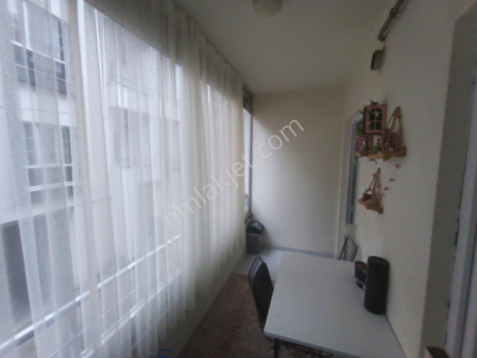 Ortacami Mah. Salıpazarı Üst Tarafında Satılık İskanlı 2+1 - Görsel 3