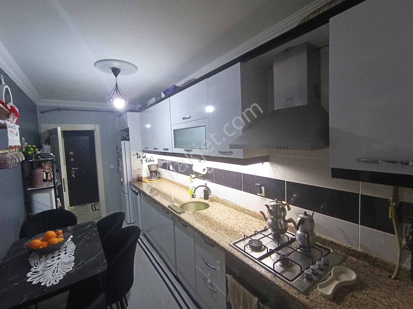 Ortacami Mah. Salıpazarı Üst Tarafında Satılık İskanlı 2+1 - Görsel 6