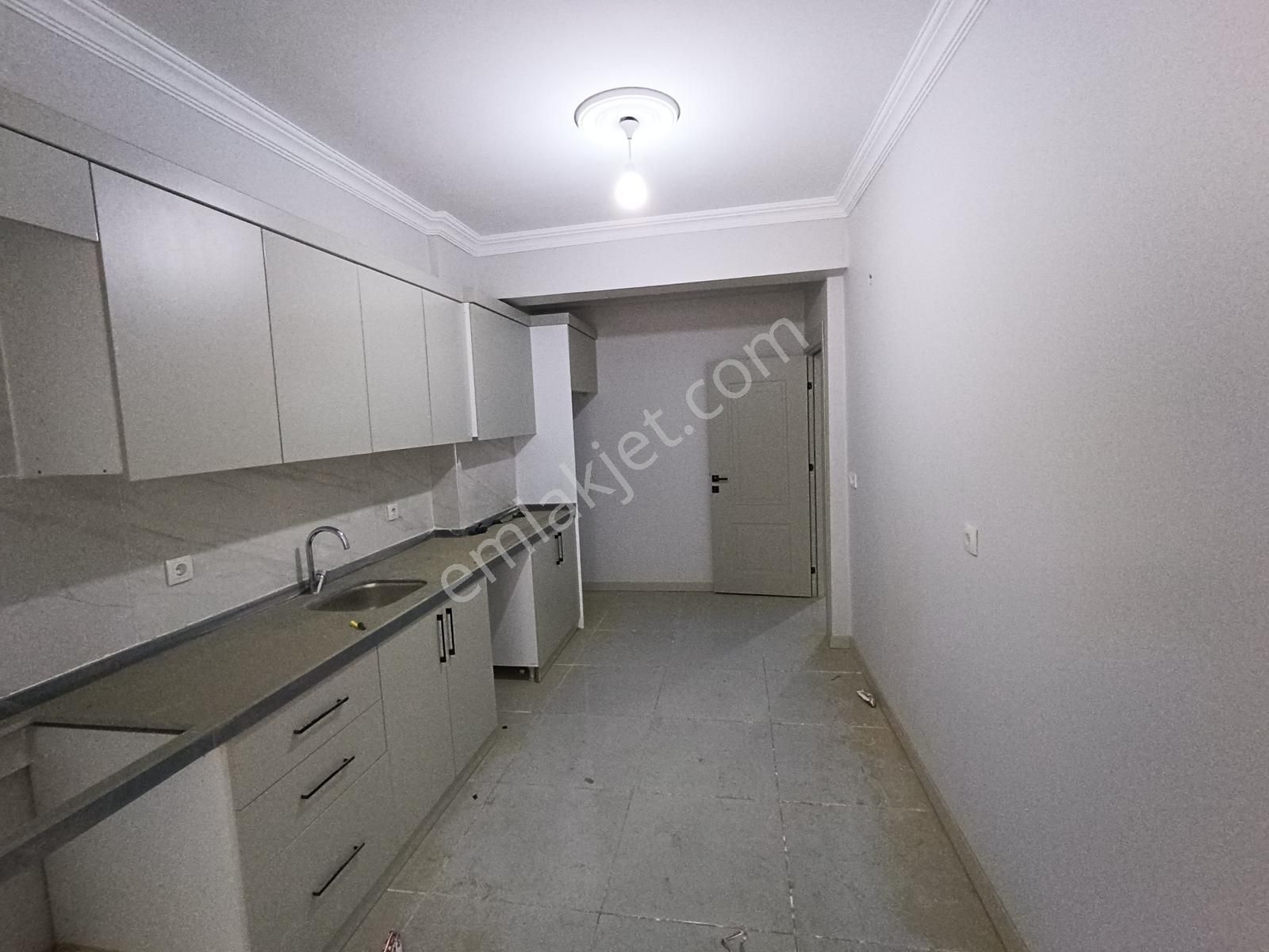 Çiftlikönü Mah. Eski Otogar Yanında Satılık Sıfır İskanlı 3+1 - Görsel 8