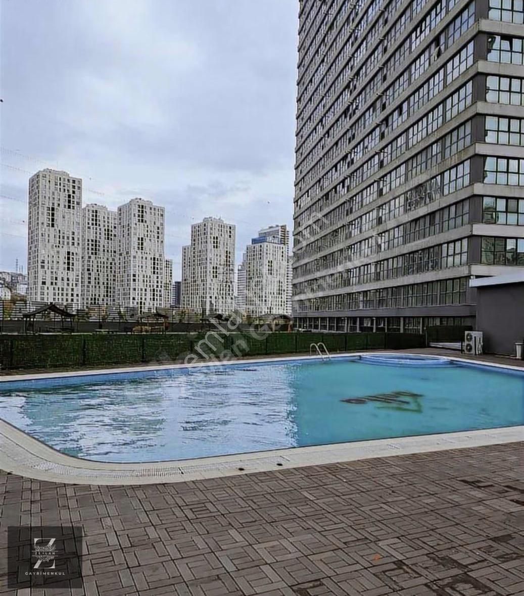 Metrobüse Yürüme Mesafesinde Full Eşyalı 1+1 Kiralık Daire - Görsel 12
