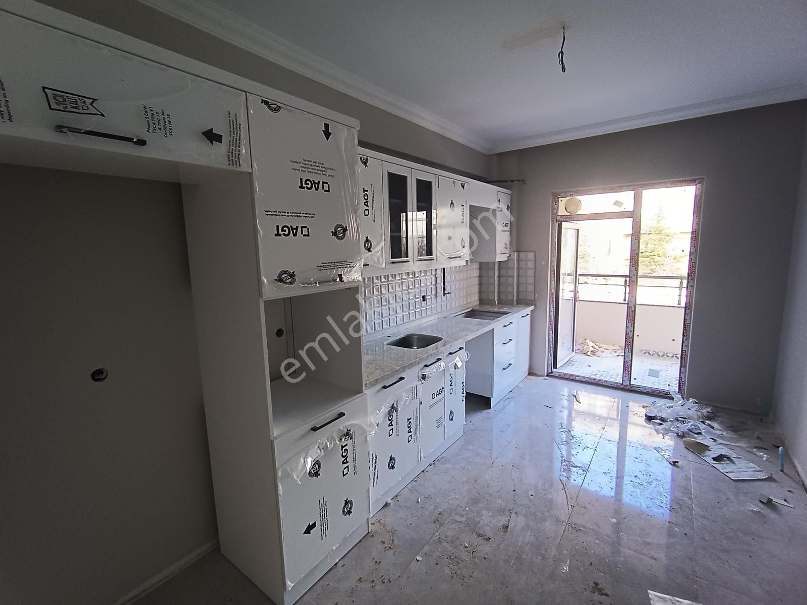 100. Yıl Mah. Satılık Ebeveyn Banyolu Sıfır 3+1 - Görsel 11