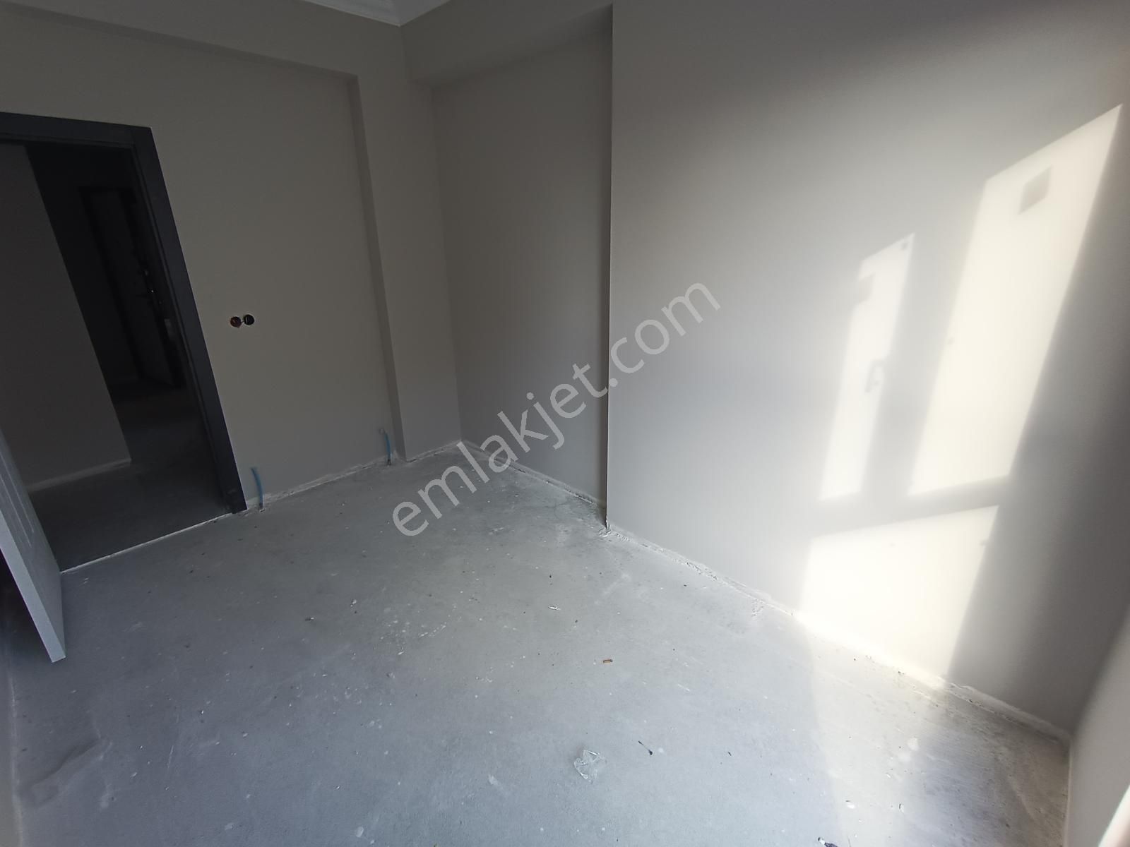 100. Yıl Mah. Satılık Ebeveyn Banyolu Sıfır 3+1 - Görsel 10