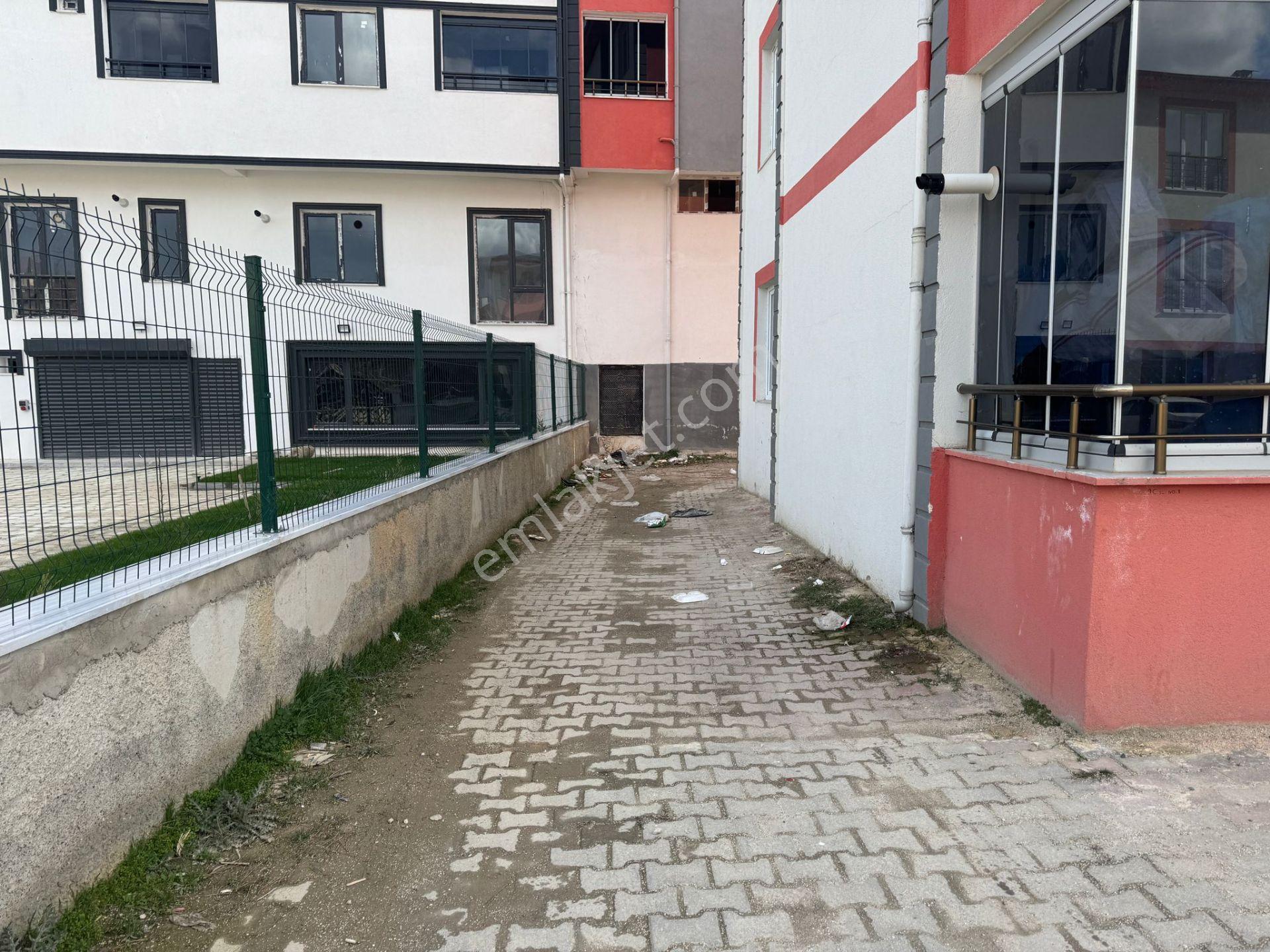 Yankı'dan Pazar Merkezde Yatırımlık 2+1 Boş Yeni 70 M2 Daire - Görsel 22