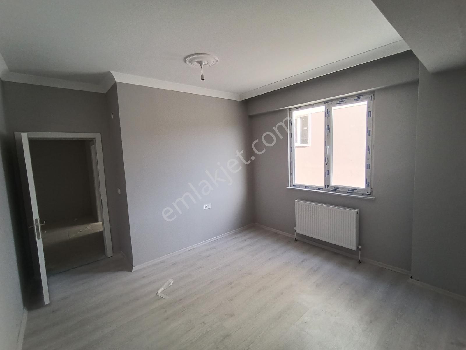 Acil Satılık Karadeniz Mah.sıfır Havuzlu Kapalı Otoparklı 2+1 - Görsel 16