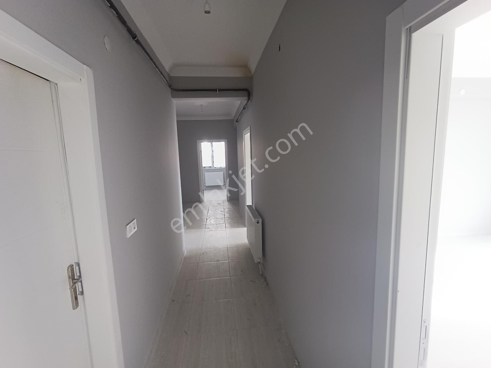 Acil Satılık Karadeniz Mah.sıfır Havuzlu Kapalı Otoparklı 2+1 - Görsel 12