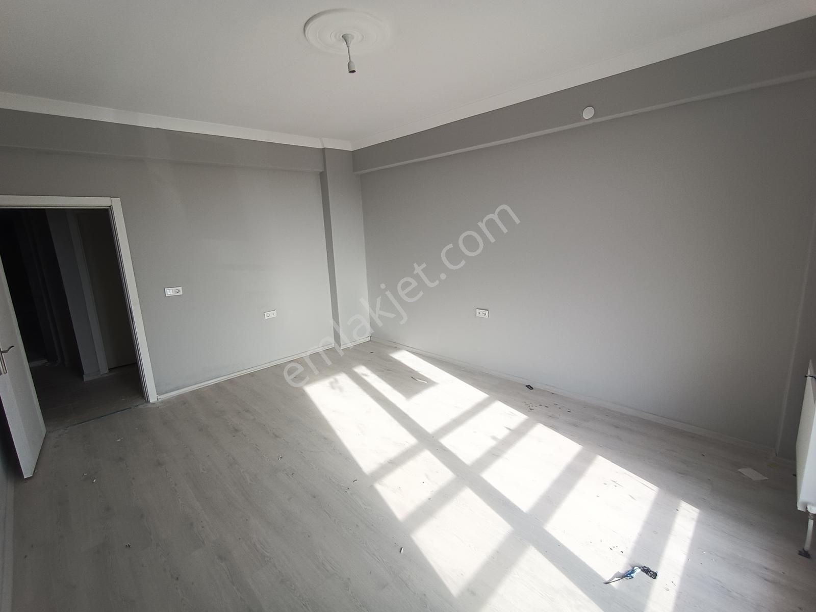 Acil Satılık Karadeniz Mah.sıfır Havuzlu Kapalı Otoparklı 2+1 - Görsel 14