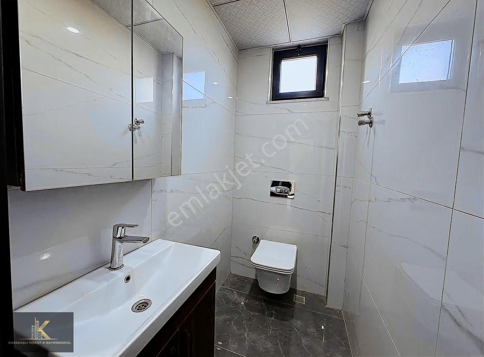 Döşemealtı Bahçeyakada 7+1 Lüks Sıfır Satılık Fırsat Villa - Görsel 12