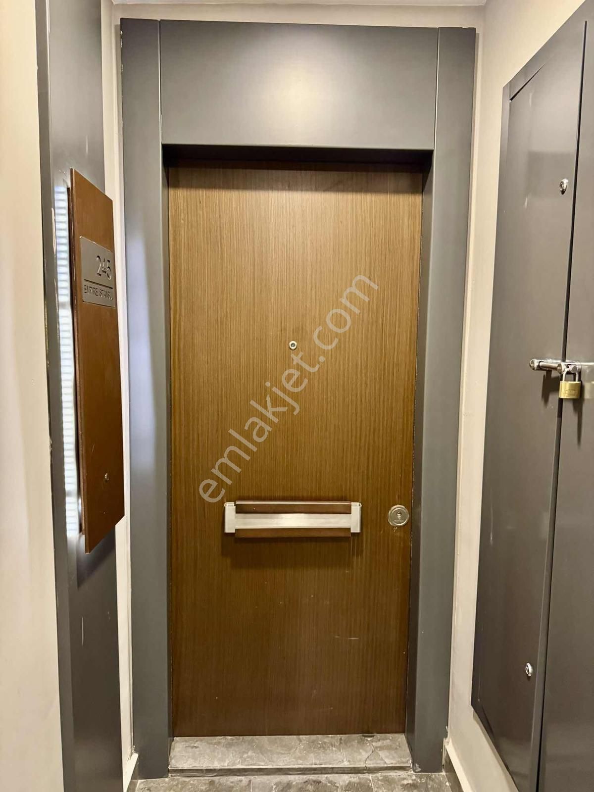 Pegaas'tan Empire İstanbul Da 2+1 17.kat Kiralık Daire - Görsel 17