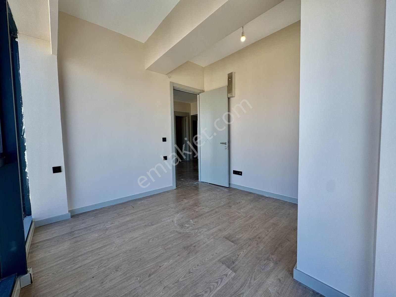 Pegaas'tan Empire İstanbul Da 2+1 17.kat Kiralık Daire - Görsel 21