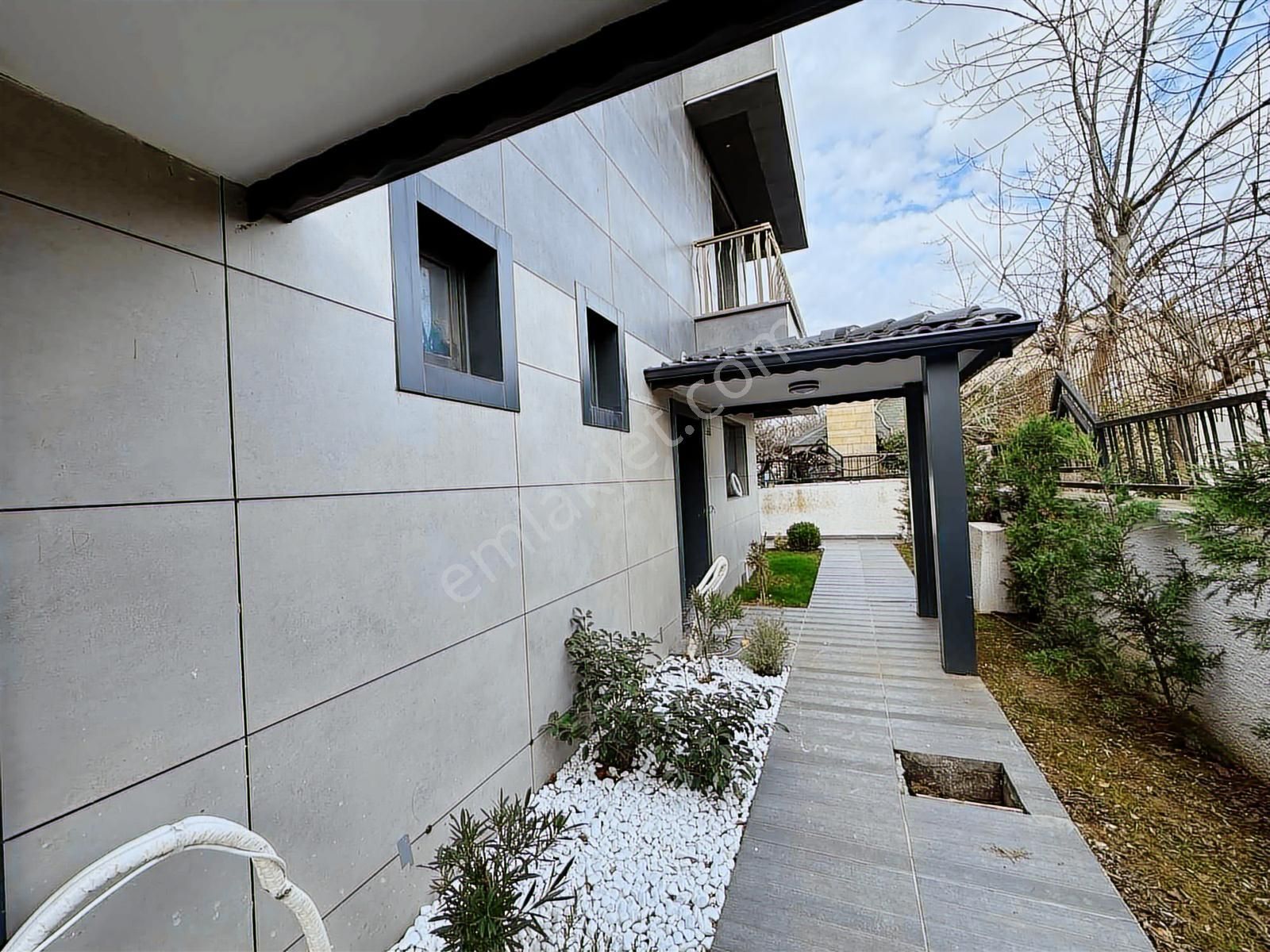 Silivri Semizkumda Deniz Manzaralı 5+1 Satılık Villa - Görsel 4