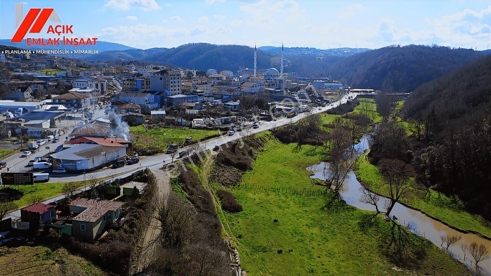 120 M2 Hom Ofis Müstakil 570 M2 Arsa İçinde Su Elektrik Var