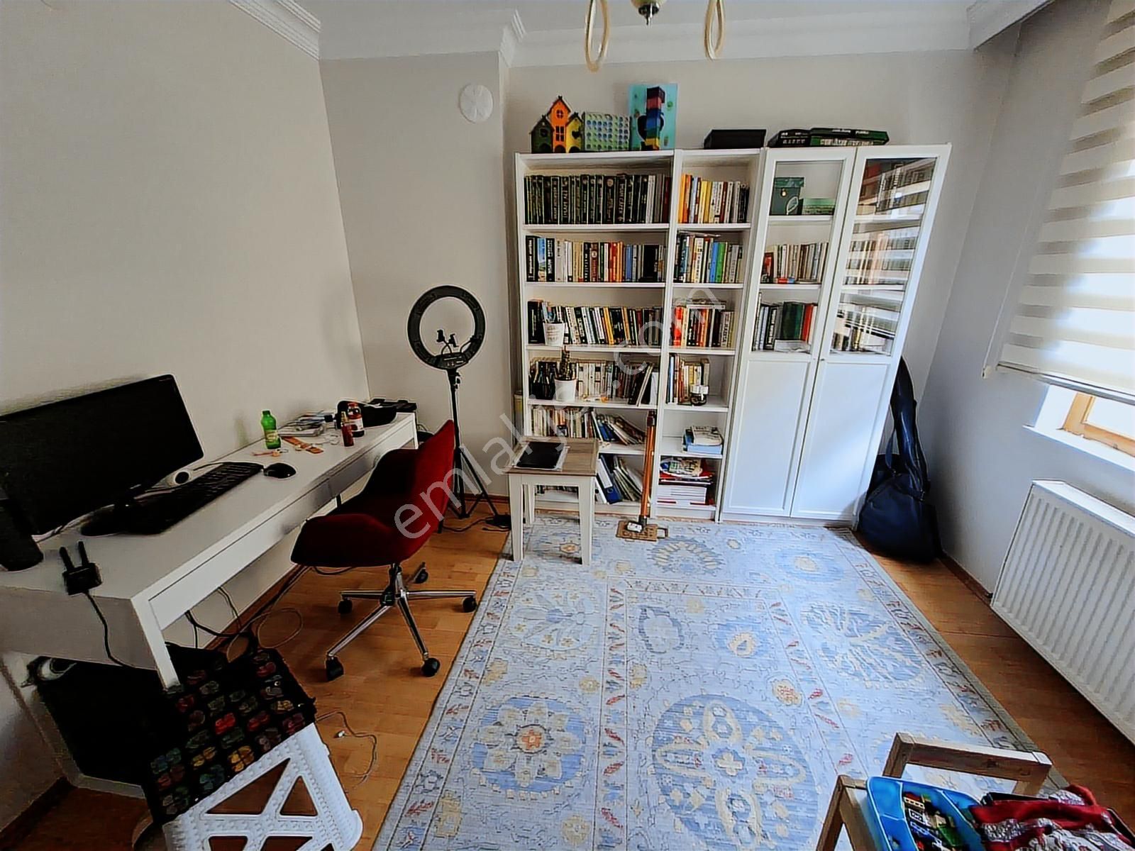 Ahşap Detaylı Geniş Terası İle Huzur Bulacağınız Dubleks Daire ! - Görsel 33