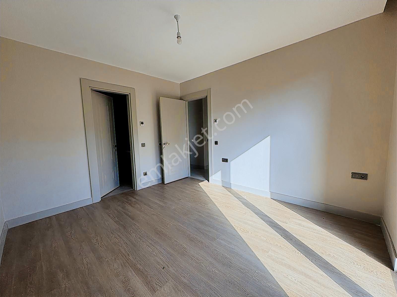 Emlak Konut Sitesinde Bahçe Katı 3+1 Satılık Daire - Görsel 22