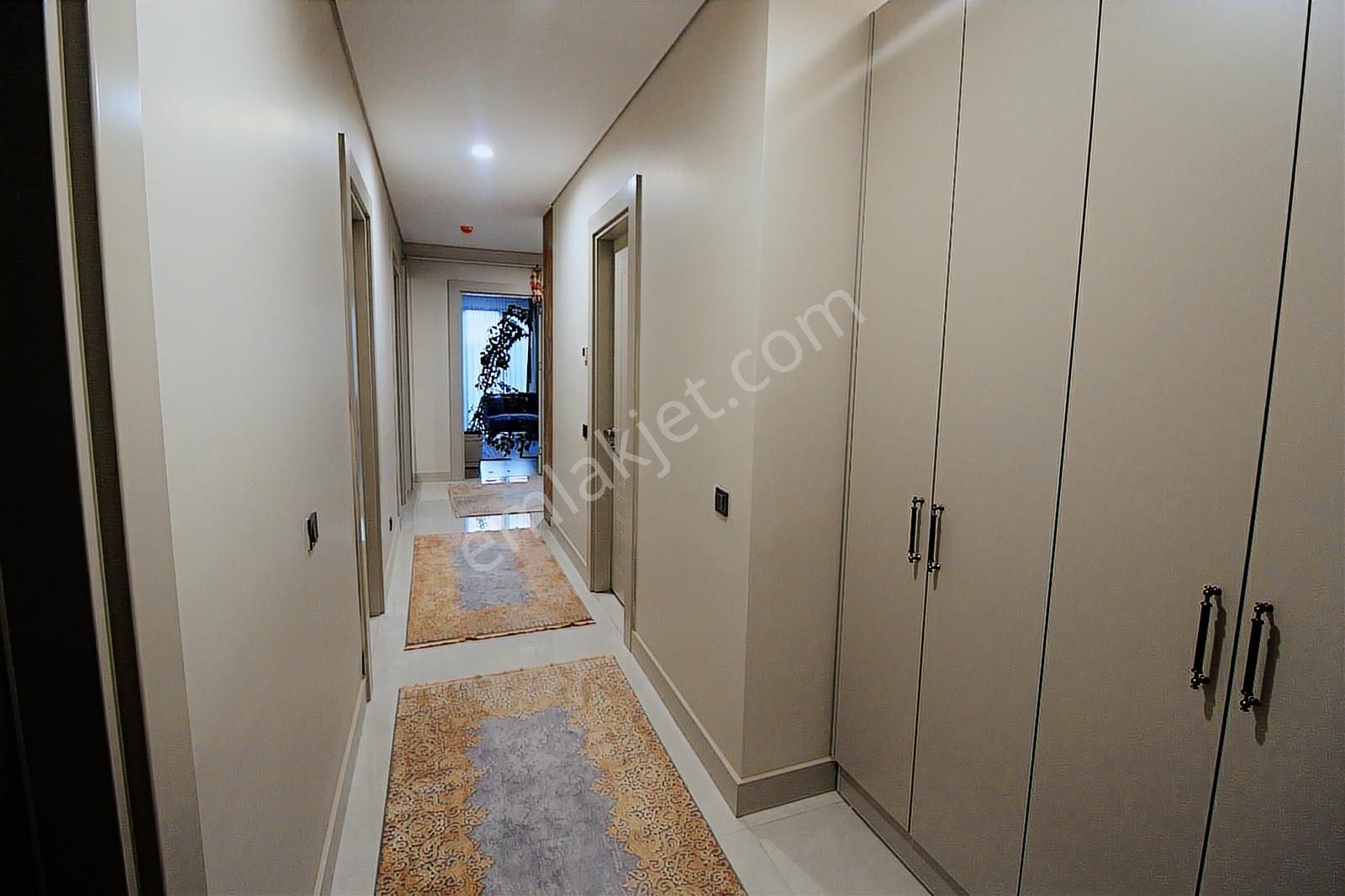 Emlak Konut Sitesinde Bahçe Katı 3+1 Satılık Daire - Görsel 2