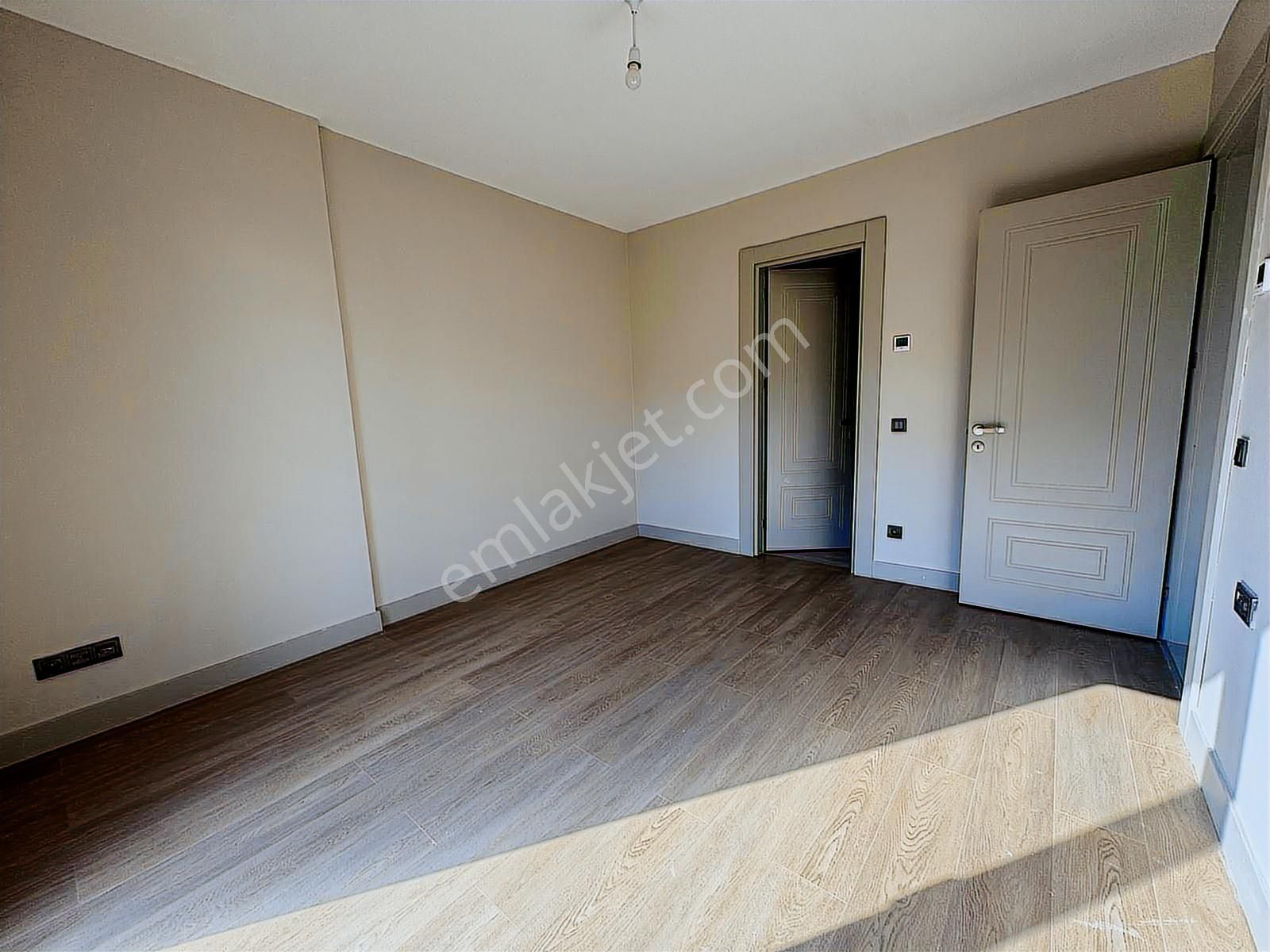 Emlak Konut Sitesinde Bahçe Katı 3+1 Satılık Daire - Görsel 21