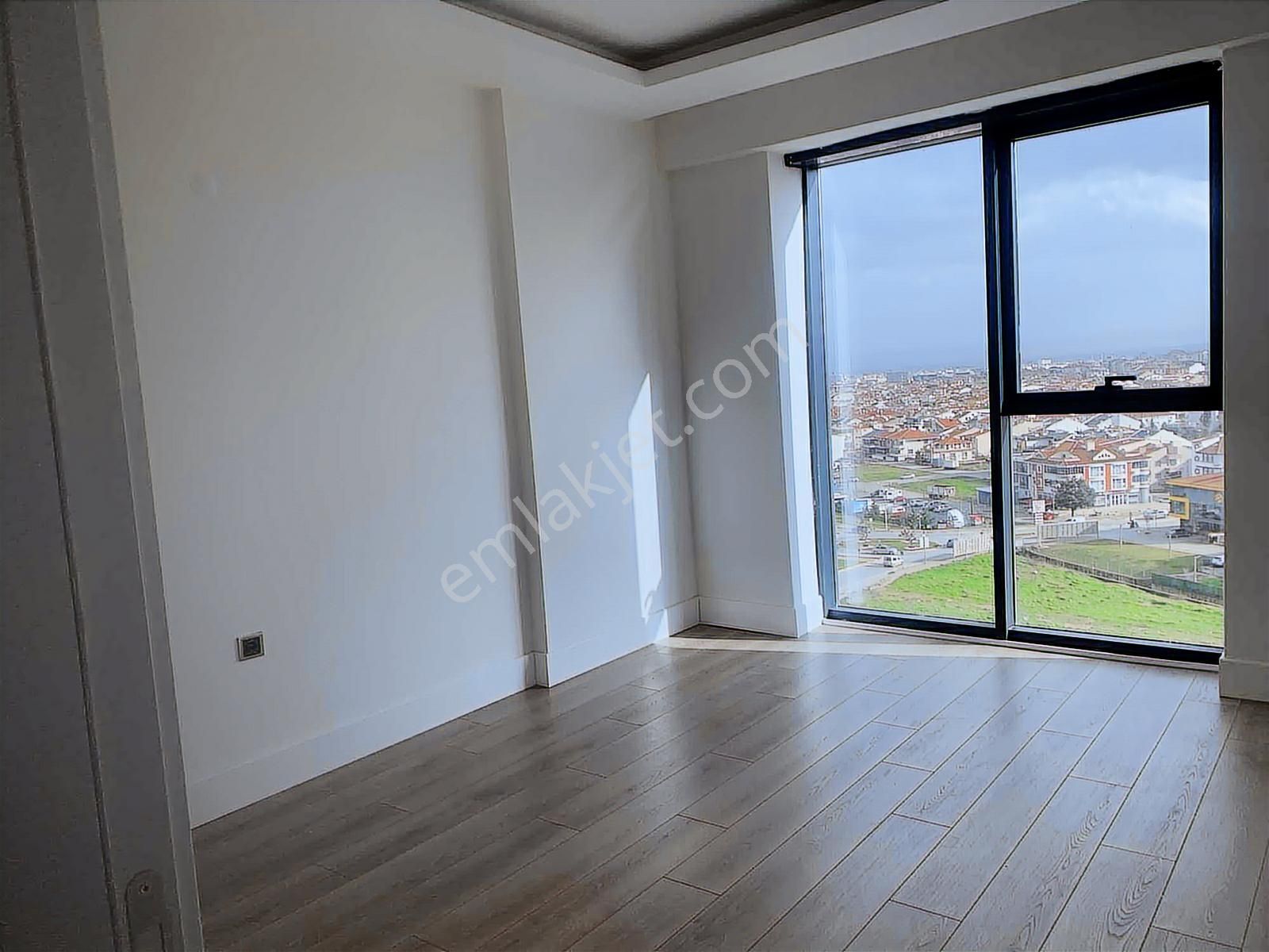 Yön Gayrimenkulden Twin Towers'da 3+1 Satılık Daire - Görsel 22
