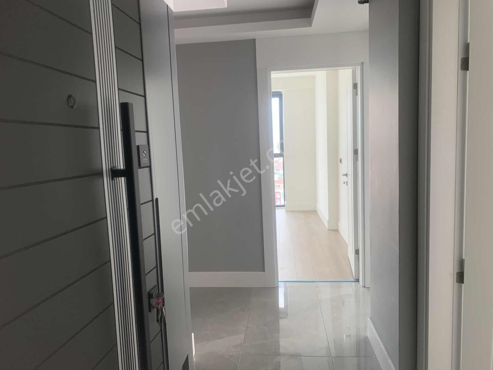 Yön Gayrimenkulden Twin Towers'da 3+1 Satılık Daire - Görsel 5