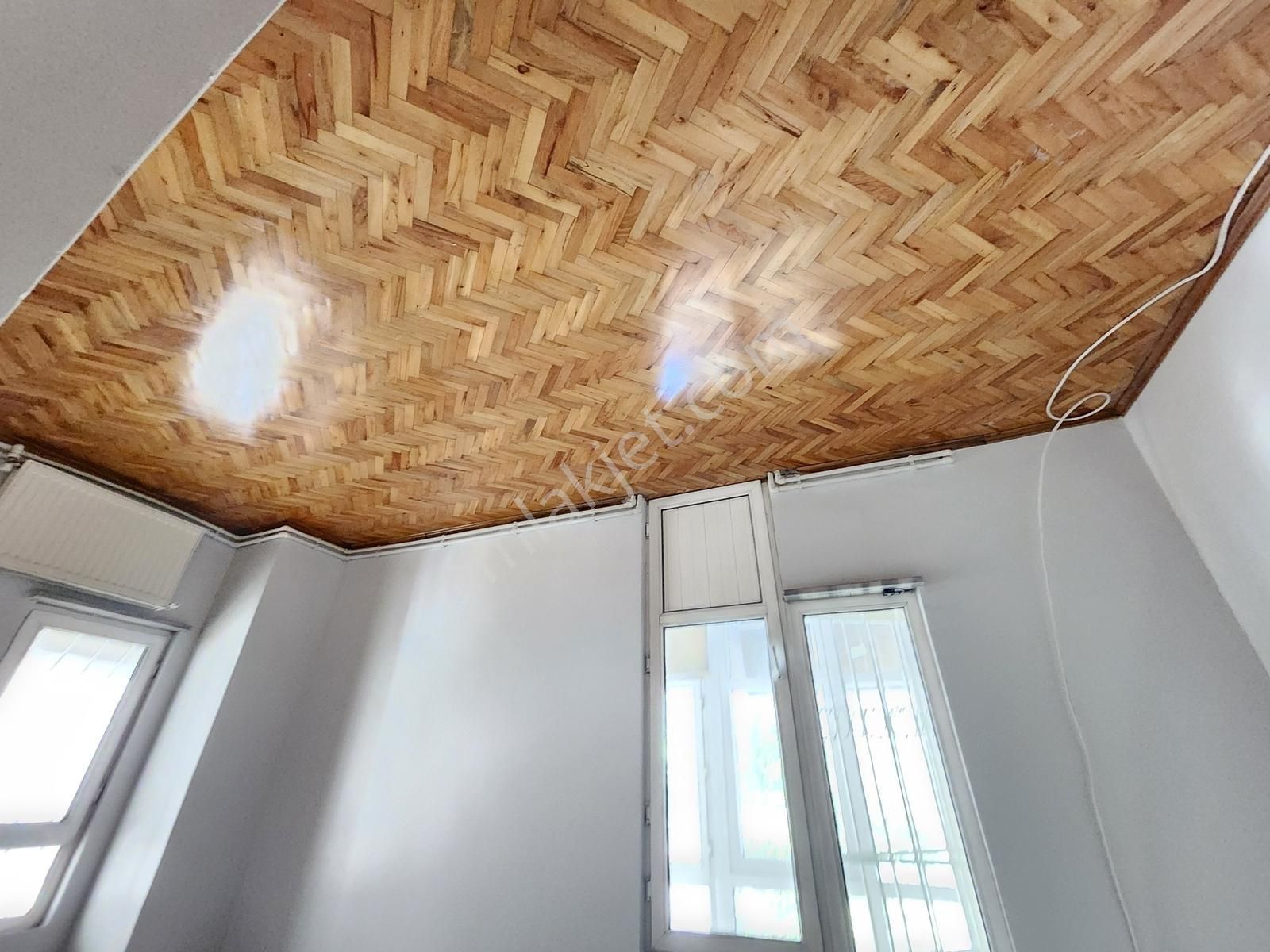 Ana Cadde Site İçi Metro 3dk. Geniş Ferah 110m2 Net 2+1 Kiralık - Görsel 2