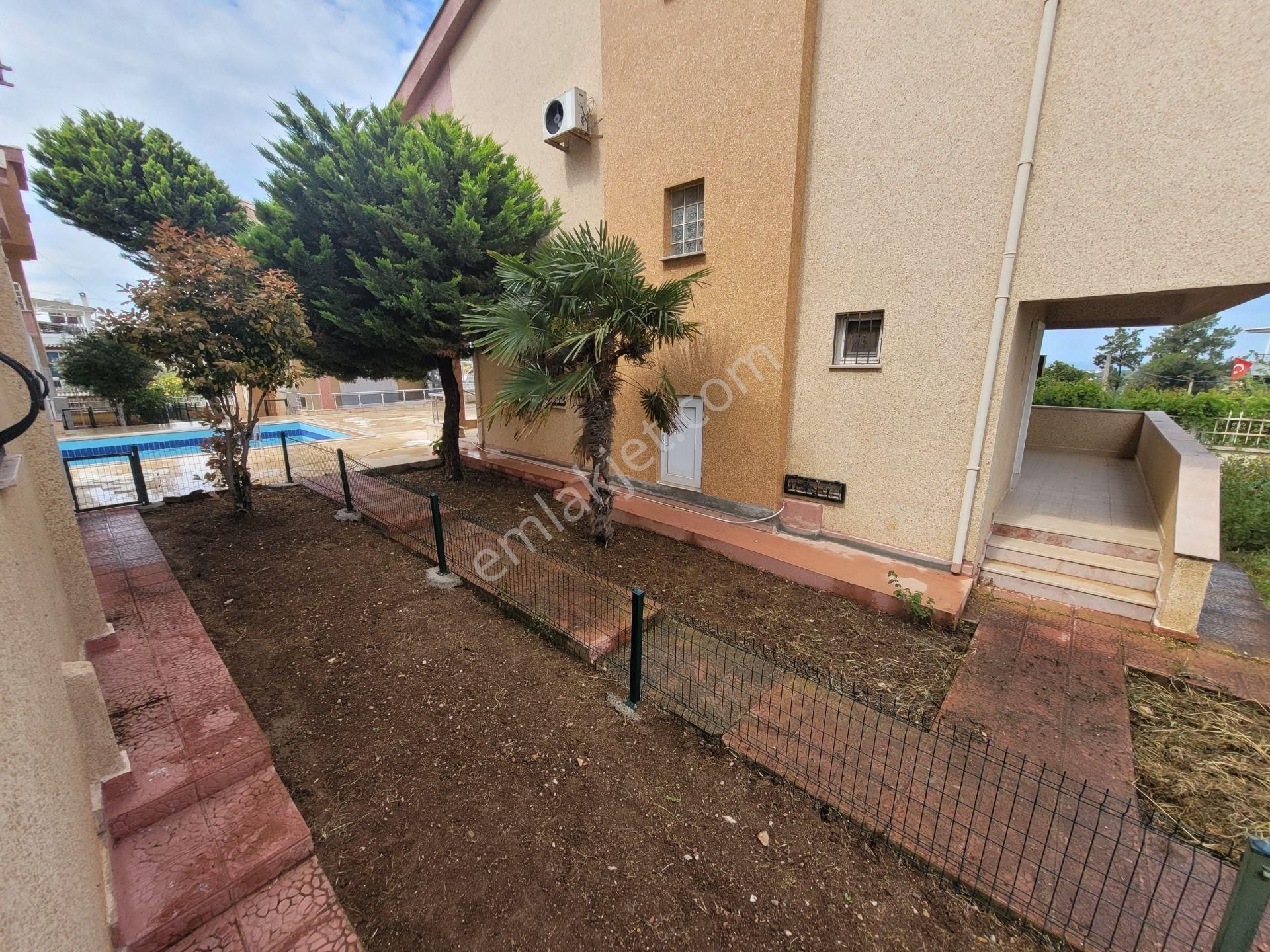 Didim Hisarda Havuzlu Tam Müstakil Deniz Manzaralı 4+1 Eşyalı Villa - Görsel 10