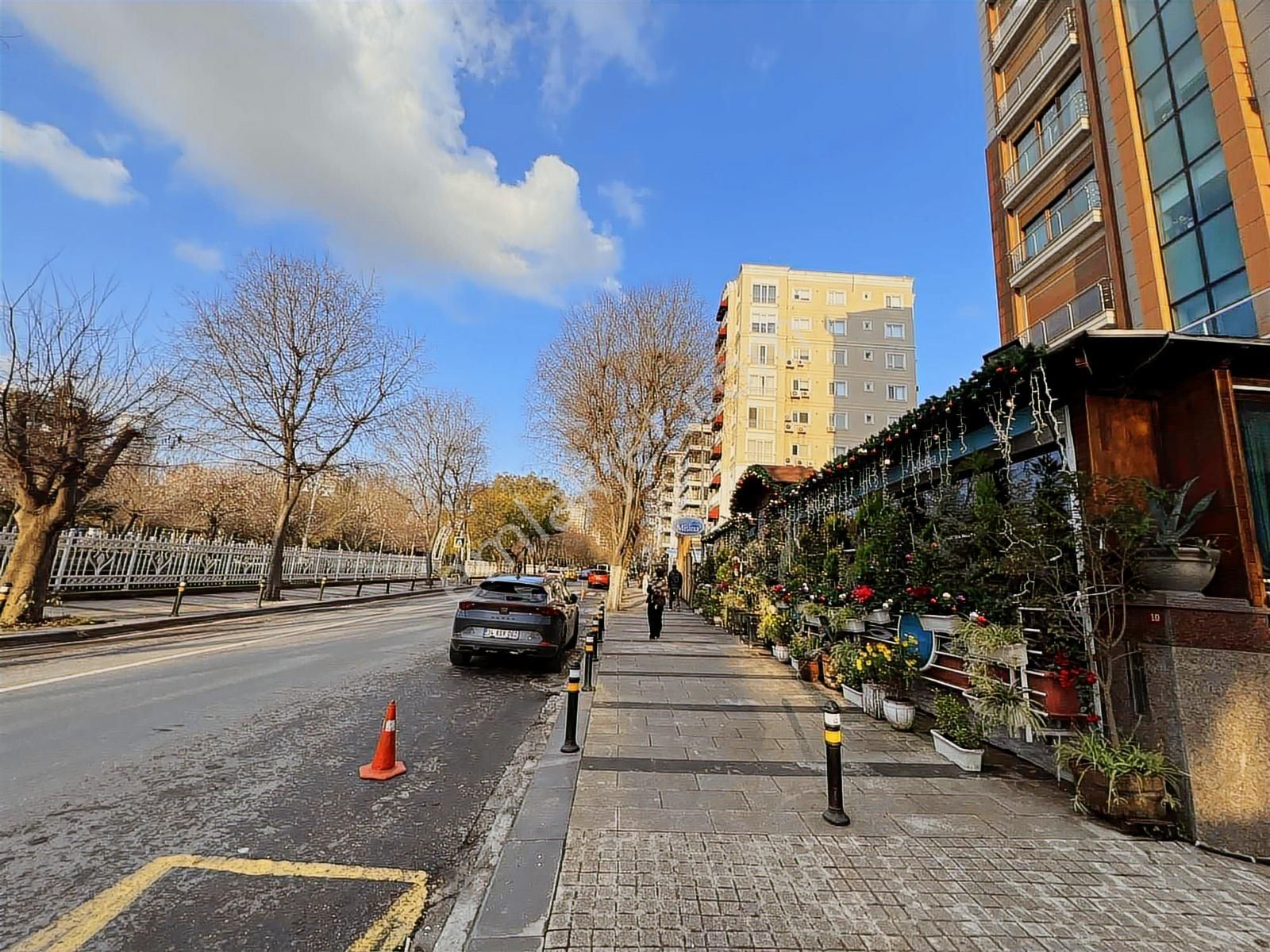 Göztepe Park Manzaralı Satılık 2+1 Boş Daire Balkonlu - Görsel 19