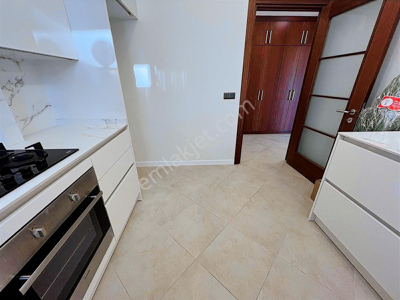 Göztepe Park Manzaralı Satılık 2+1 Boş Daire Balkonlu - Görsel 35