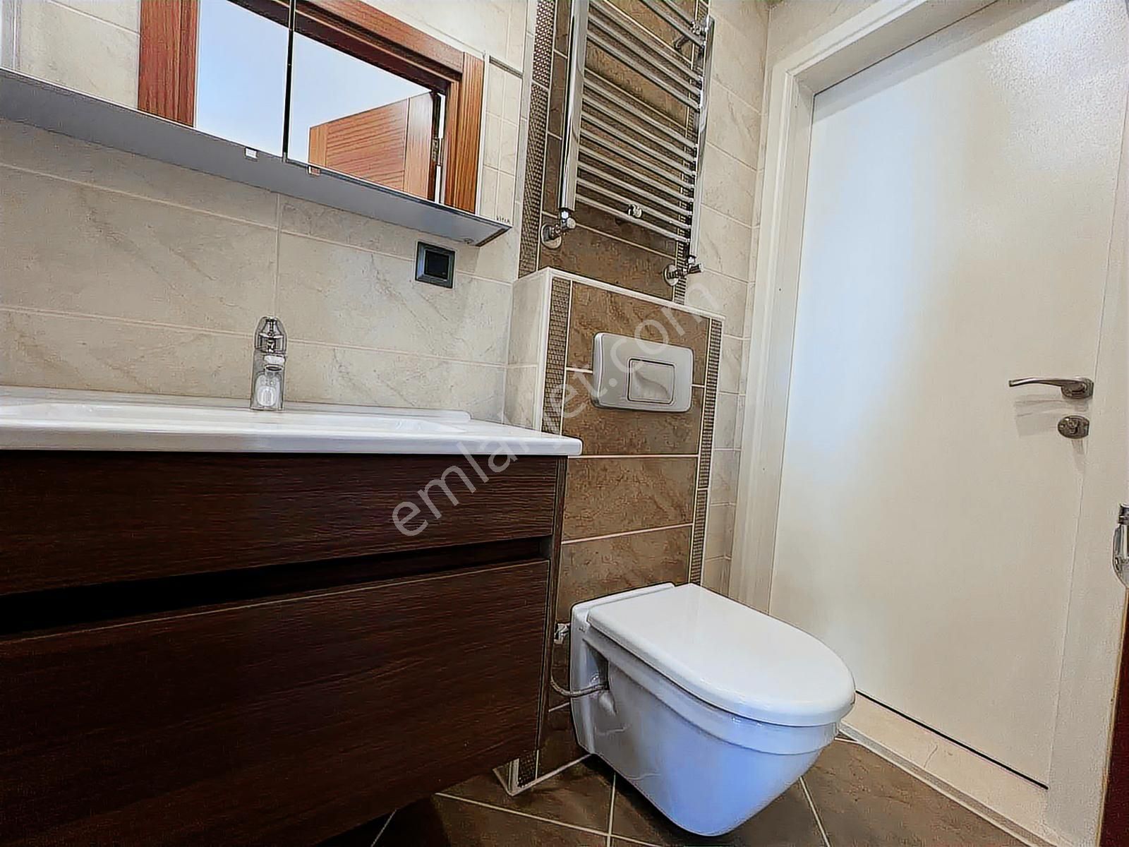 Göztepe Park Manzaralı Satılık 2+1 Boş Daire Balkonlu - Görsel 10