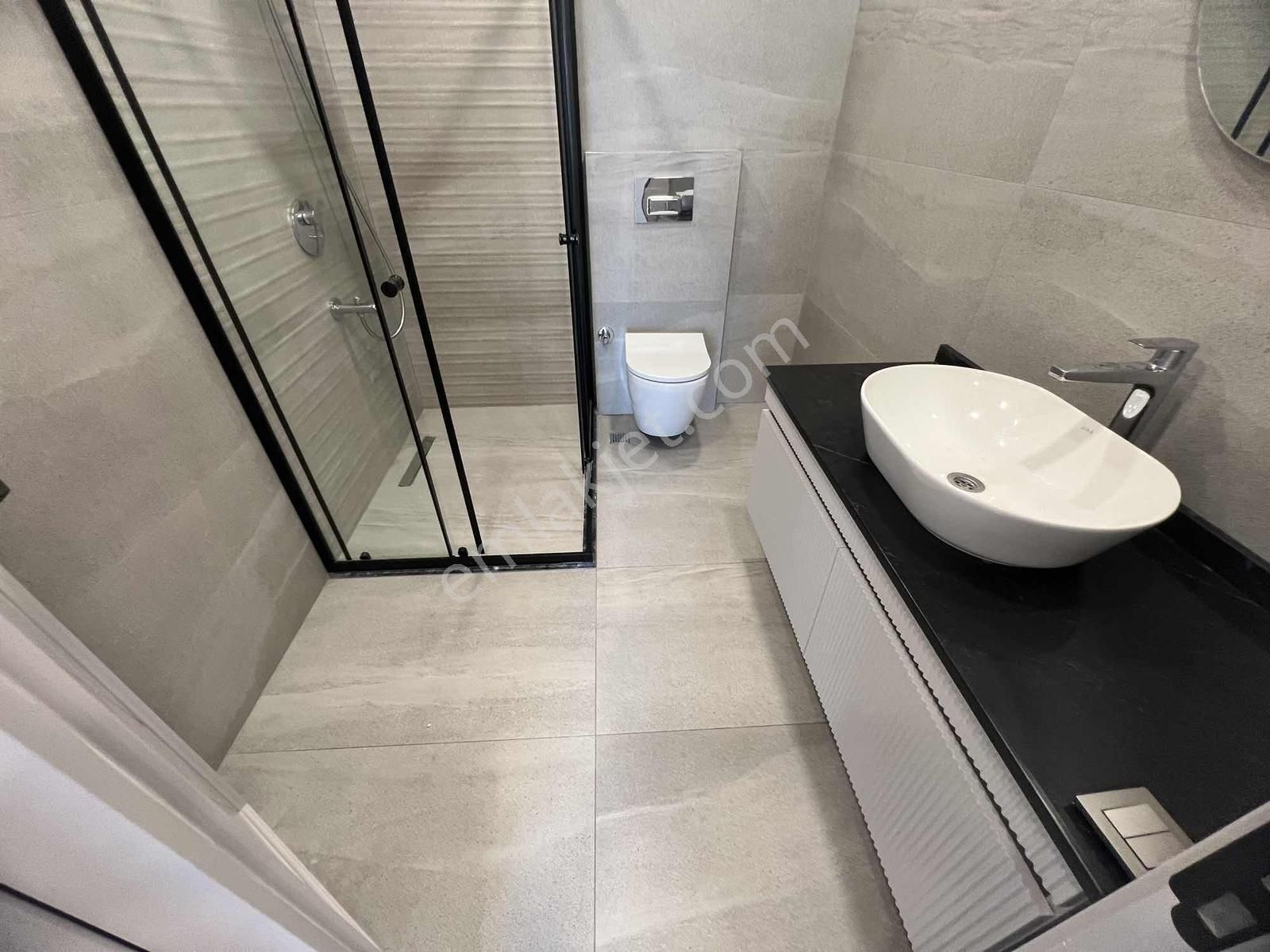 Fenerbahçe Sahilde Satılk 3+1 Daire Her Odası Marina Manzaralı - Görsel 11