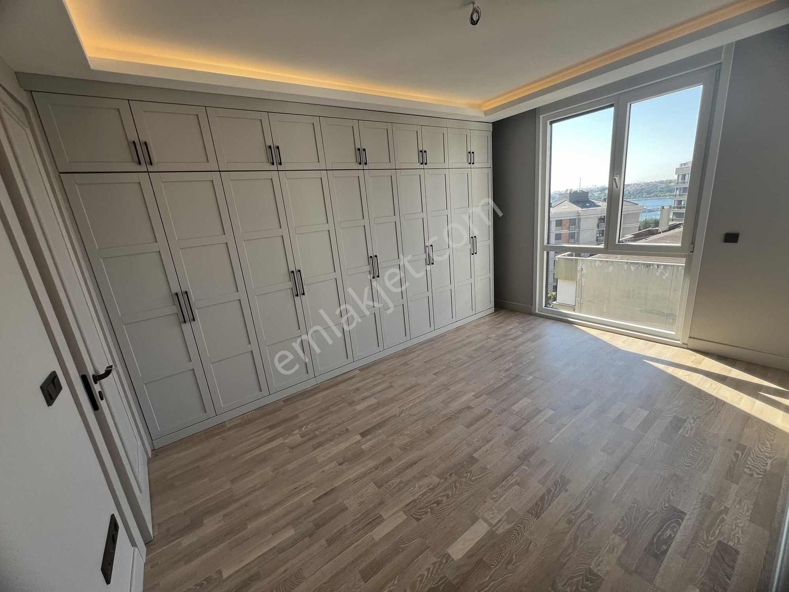 Fenerbahçe Sahilde Satılk 3+1 Daire Her Odası Marina Manzaralı - Görsel 7